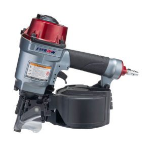 Clavadora neumática Everwin PN57B ligera (2.6kg) para clavos de 57mm